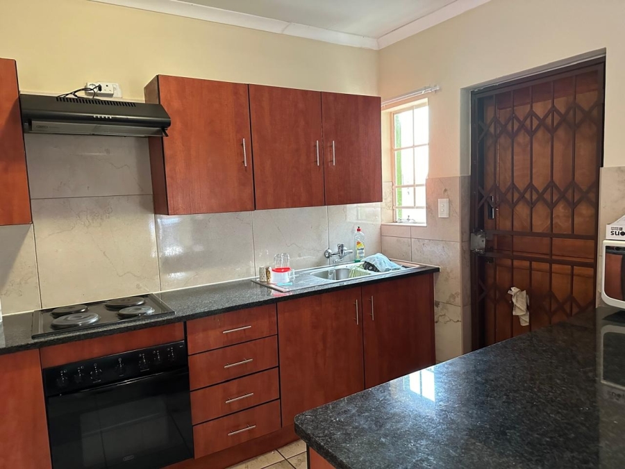 3 Bedroom Property for Sale in Waterkloof East North West